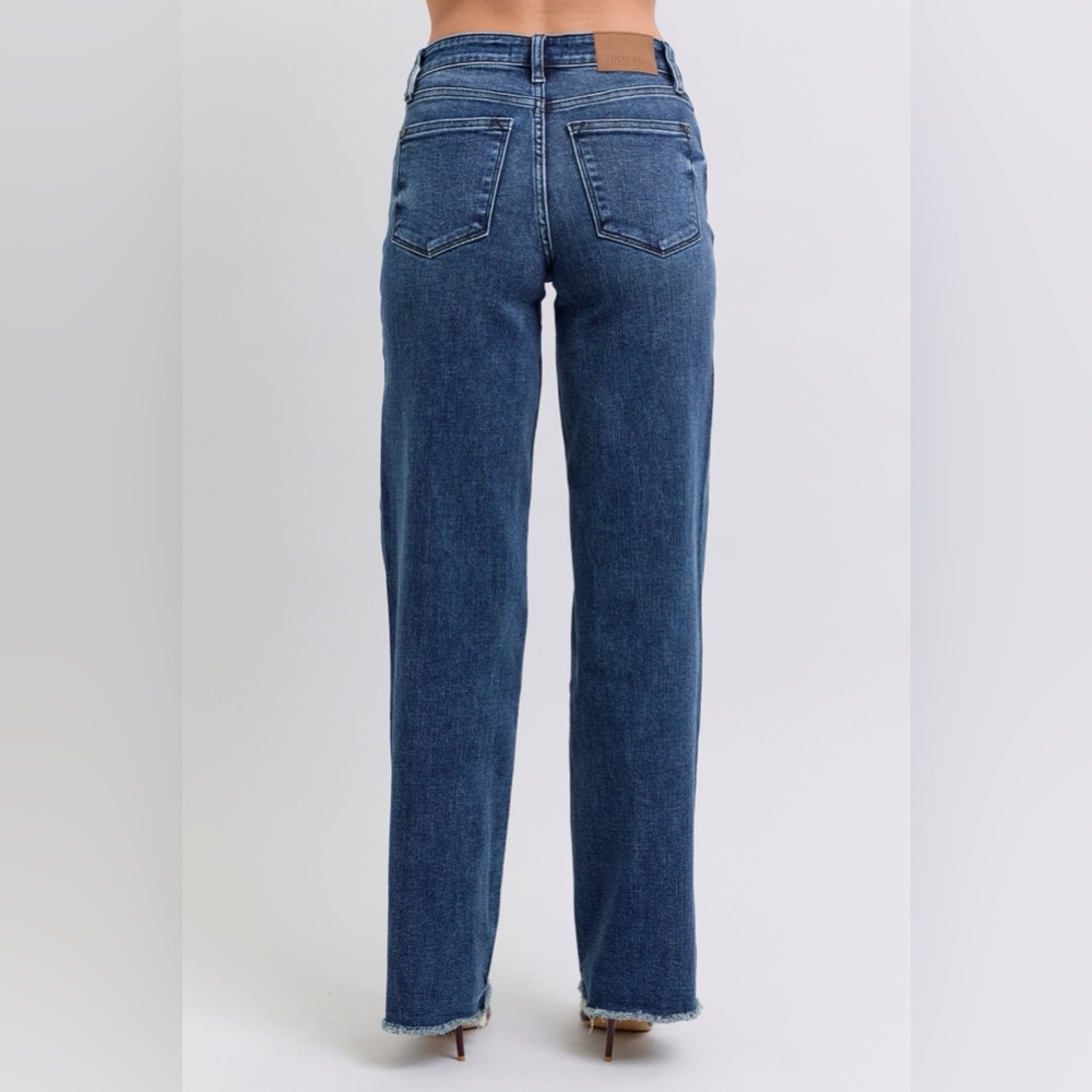 NEW ๐ Judy Blue Full Size Raw Hem Mid Rise Jeans - Picture 3 of 10